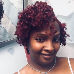 Meet your Posher, Tania